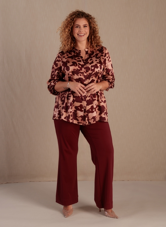 Blouse Tarin Wine Red Multi van Yest Curve | maat 46 tm 52 - Image 3